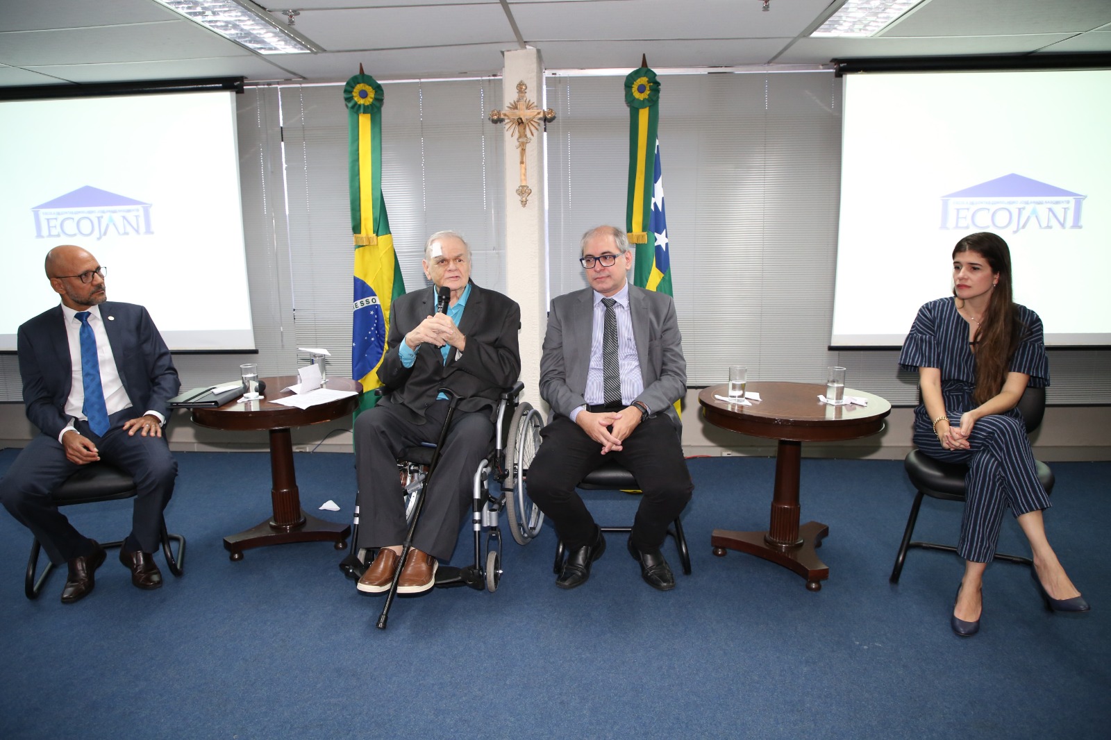 Presidente do Tribunal de Contas e diretor da Faculdade de Direito da UFMG  debatem cooperação técnica - Tribunal de Contas do Estado de Minas Gerais /  TCE-MG