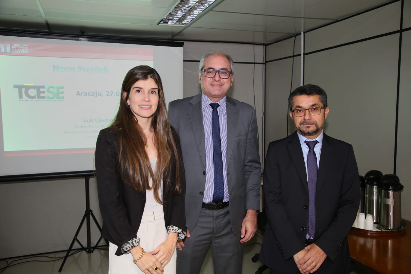 Presidente do Tribunal de Contas e diretor da Faculdade de Direito da UFMG  debatem cooperação técnica - Tribunal de Contas do Estado de Minas Gerais /  TCE-MG