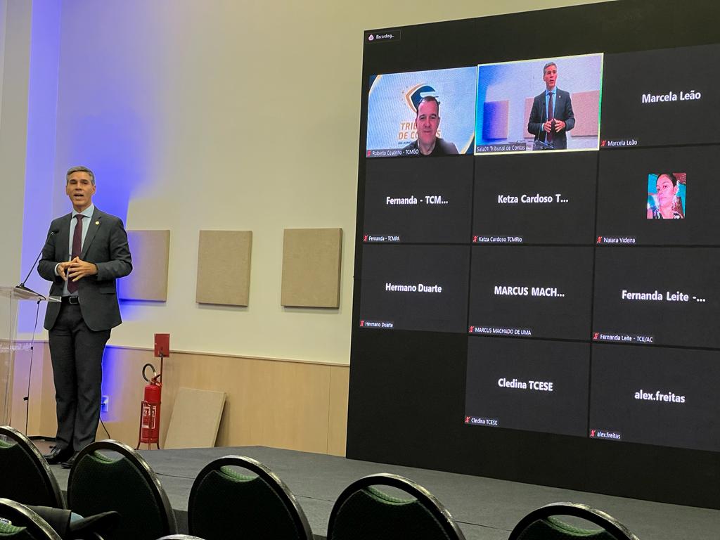 2811-servidores (2).JPG